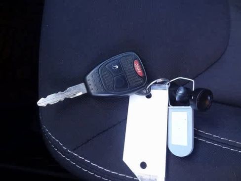 Used 2015 Jeep Wrangler Unlimited Sahara image 32