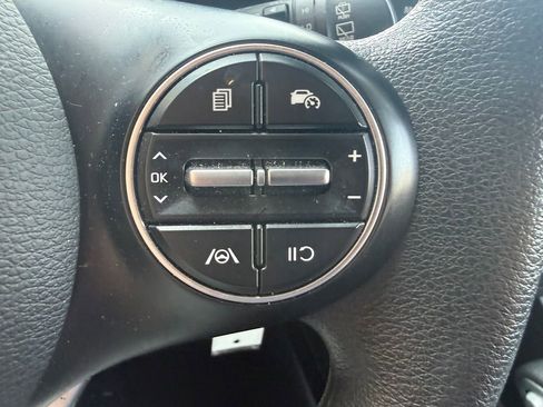 Used 2024 Kia Soul LX w/ Option Group 015 FWD image 27