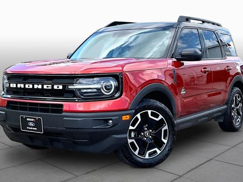 Used 2022 Ford Bronco Sport Outer Banks w/ Tech Package AWD/4WD image 36