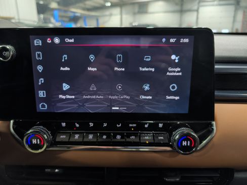 Used 2023 GMC Canyon AT4 image 10