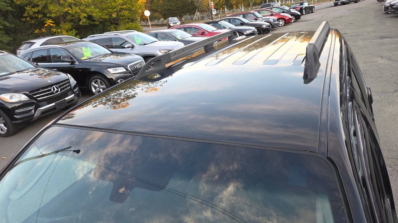 Used 2011 Nissan Pathfinder S AWD/4WD image 23
