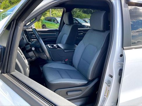 Used 2023 RAM 1500 Big Horn AWD/4WD image 9