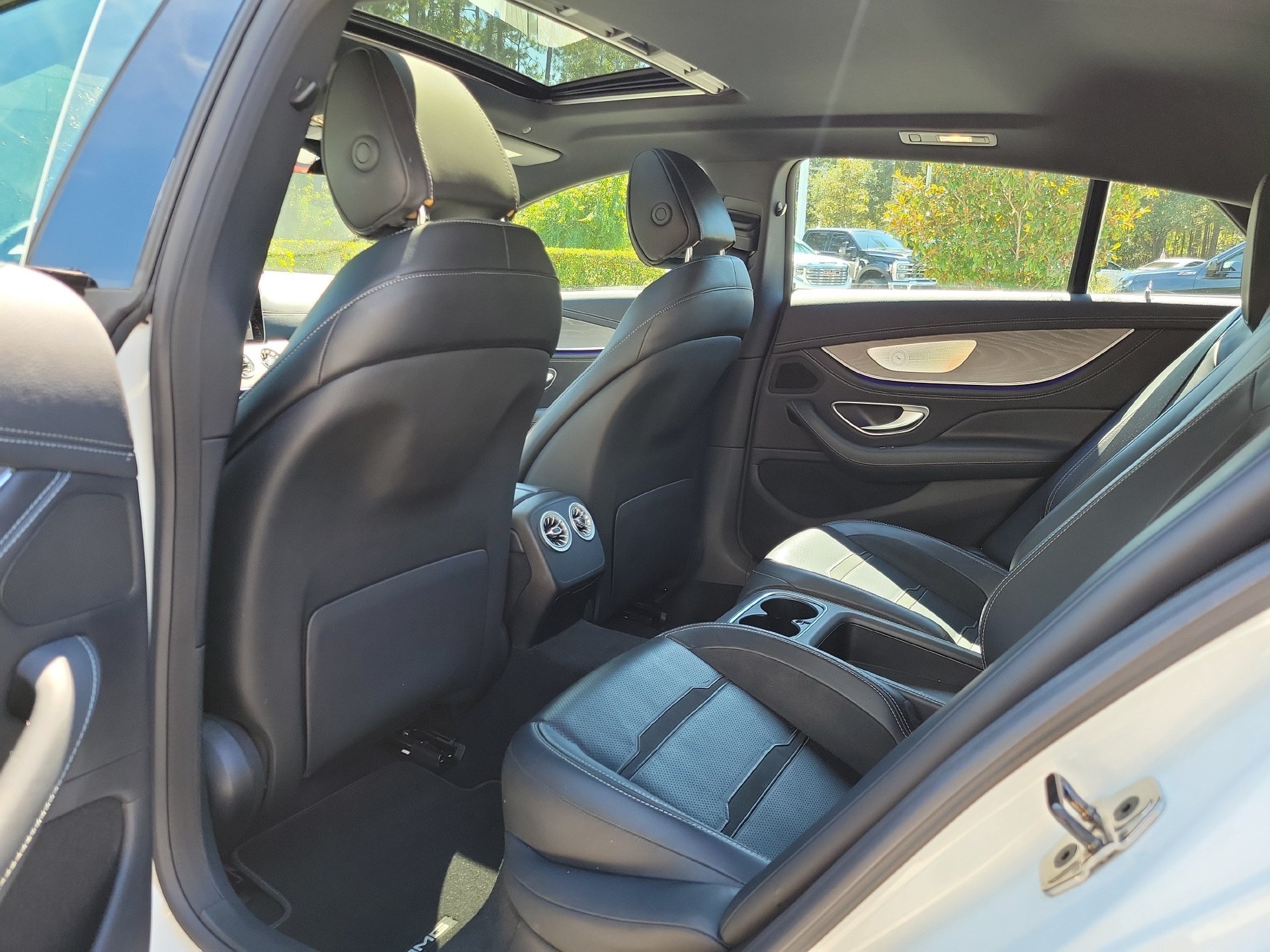 Used 2022 Mercedes-Benz AMG GT 43 image 18