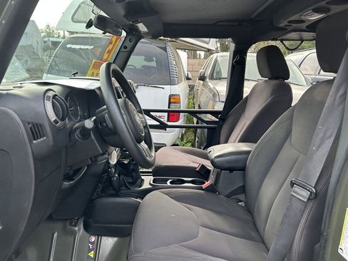 Used 2015 Jeep Wrangler Unlimited Sport w/ Trailer Tow Group image 11