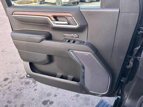 Used 2023 Chevrolet Silverado 1500 High Country w/ High Country Premium Package image 23