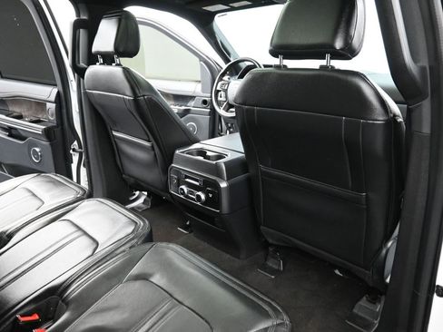 Used 2021 Ford Expedition Max Limited image 12
