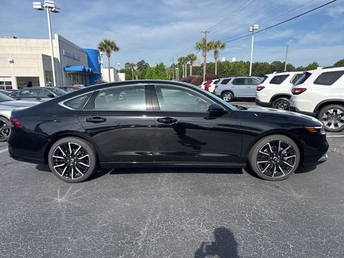 New 2026 Honda Accord Touring image 2