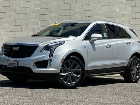 Used 2019 Cadillac XT5 Luxury w/ Sport Package FWD image 8