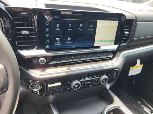 New 2026 Chevrolet Silverado 1500 LT Trail Boss w/ LPO, Dark Essentials Package AWD/4WD image 17