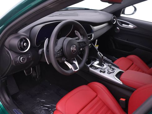 New 2026 Alfa Romeo Giulia AWD image 6