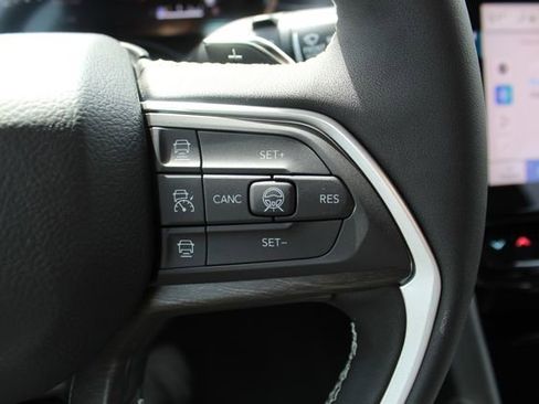 New 2026 Jeep Grand Cherokee Limited AWD/4WD image 14