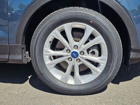 Used 2019 Ford Escape SEL AWD/4WD image 9