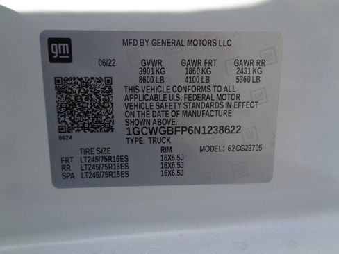 Used 2022 Chevrolet Express 2500 Extended w/ Driver Convenience Package RWD image 22