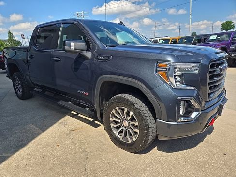 Used 2021 GMC Sierra 1500 AT4 w/ AT4 Value Package AWD/4WD image 13