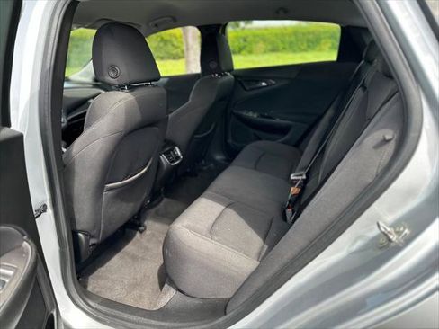 Used 2022 Chevrolet Malibu LT FWD image 17