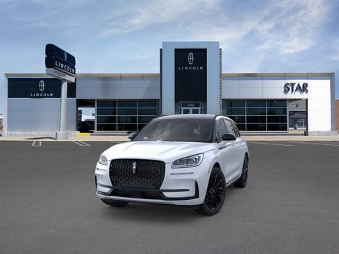 New 2025 Lincoln Corsair Grand Touring w/ Equipment Group 302A AWD/4WD image 2