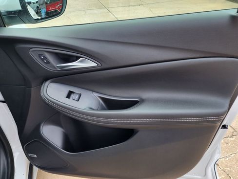 New 2026 Buick Encore GX Avenir FWD image 38