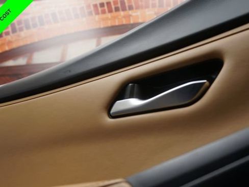 Certified 2023 Nissan Sentra SV w/ SV Premium Package FWD image 27