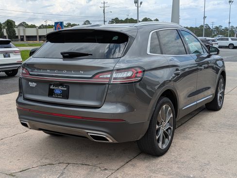 Used 2022 Lincoln Nautilus Reserve w/ Cargo Utility Package image 6