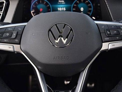 New 2026 Volkswagen Atlas Cross Sport SEL Premium R-Line image 18