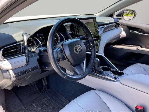 Used 2024 Toyota Camry SE w/ Audio Upgrade Package FWD image 19