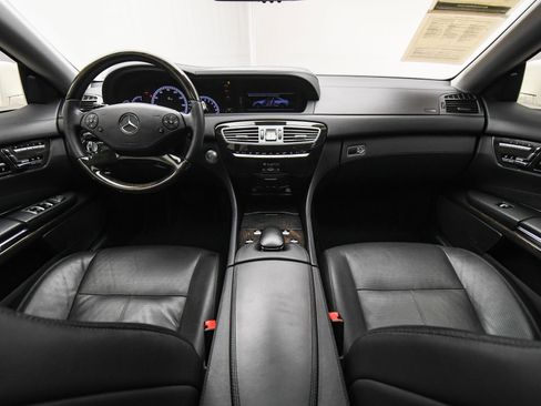 Used 2014 Mercedes-Benz CL 550 4MATIC image 13
