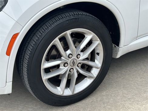 Used 2024 Dodge Durango GT image 9