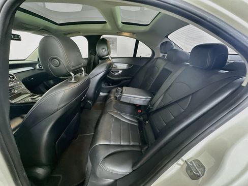 Used 2020 Mercedes-Benz C 300 Sedan image 27