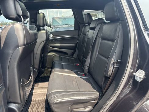 Used 2014 Jeep Grand Cherokee Limited w/ Luxury Group II AWD/4WD image 9