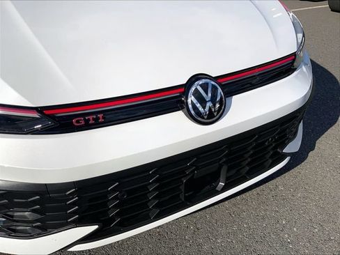 Certified 2025 Volkswagen GTI SE w/ SE Leather Seating Package FWD image 30