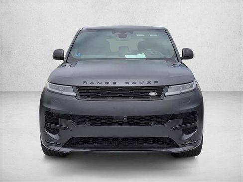 Used 2024 Land Rover Range Rover Sport Dynamic SE AWD/4WD image 2