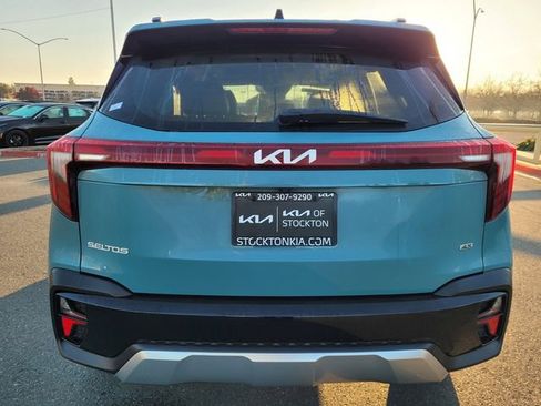 Used 2024 Kia Seltos EX image 5