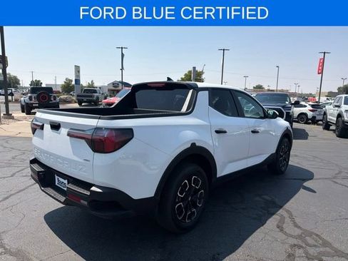Used 2023 Hyundai Santa Cruz SE AWD/4WD image 6