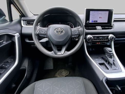 Used 2024 Toyota RAV4 XLE FWD image 6