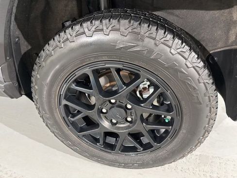 Used 2023 Toyota RAV4 XLE image 9