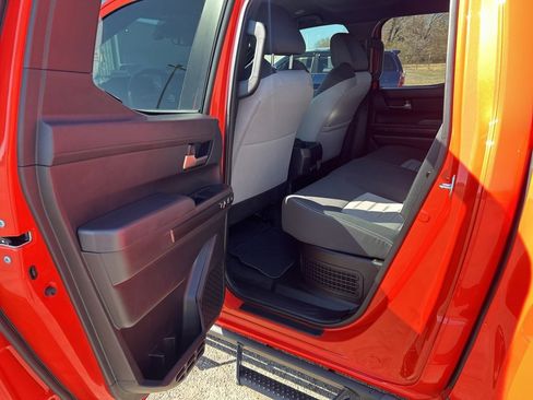 Used 2024 Toyota Tacoma TRD Sport w/ TRD Sport Upgrade Package image 25