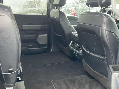 Used 2023 Ford F150 Lariat image 47