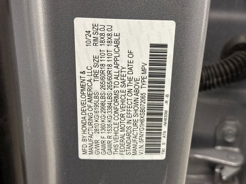 Used 2025 Honda Pilot TrailSport image 26