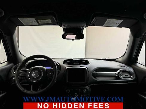 Used 2022 Jeep Renegade Altitude image 11