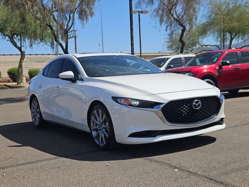Used 2023 MAZDA MAZDA3 s FWD image 3
