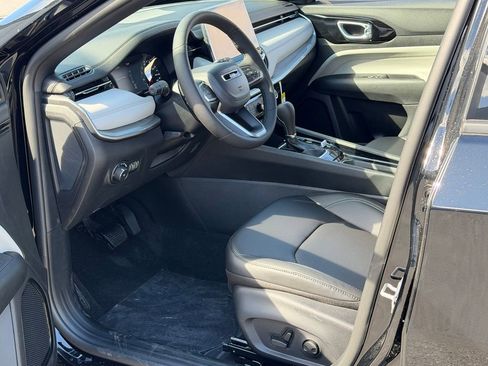 New 2026 Jeep Compass Limited AWD/4WD image 10