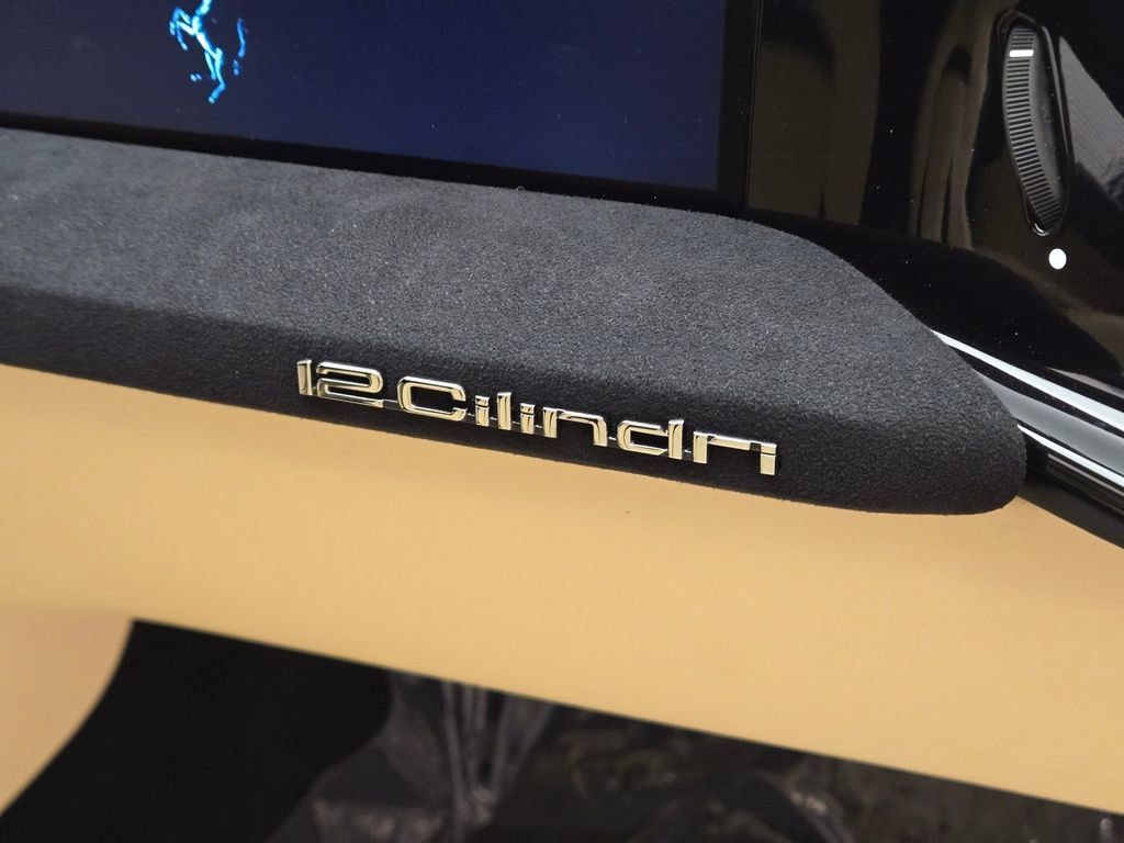 Used 2025 Ferrari 12Cilindri RWD image 22