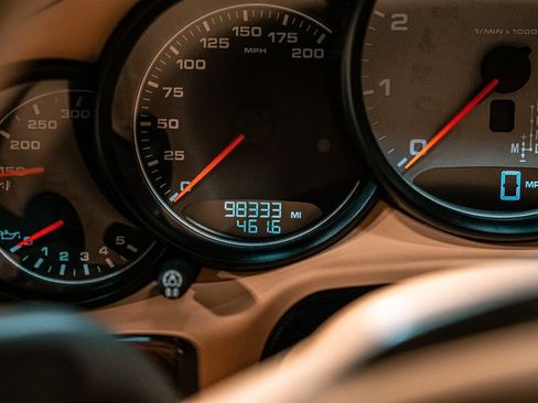 Used 2013 Porsche Panamera 4S image 14