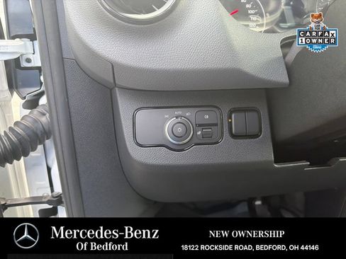 Used 2024 Mercedes-Benz Sprinter 2500 image 9