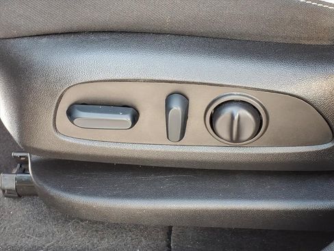 Certified 2022 Chevrolet Equinox LS w/ LS Convenience Package image 12