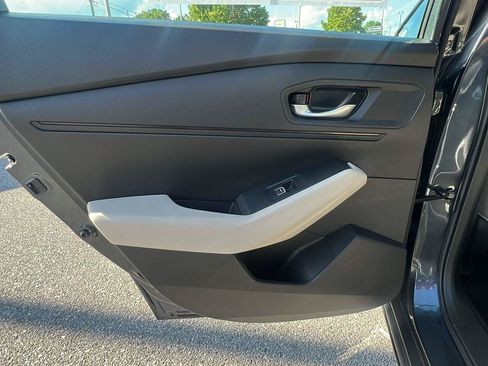 Used 2025 Honda Accord SE image 17