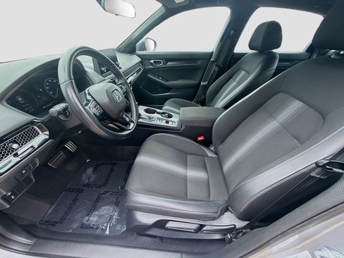 Used 2023 Honda Civic Sport image 18