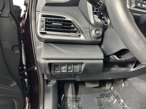 Used 2024 Subaru Outback Touring AWD/4WD image 14