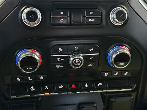 Used 2021 GMC Sierra 1500 AT4 w/ AT4 Preferred Package AWD/4WD image 22