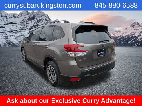 Used 2020 Subaru Forester Premium image 7
